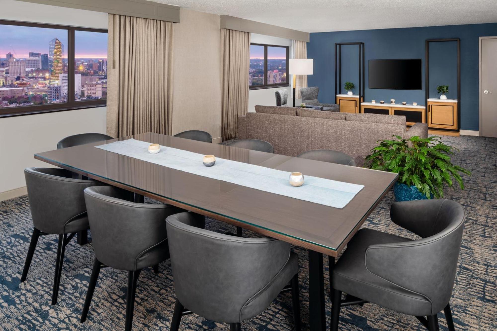 Sheraton Downtown 3*